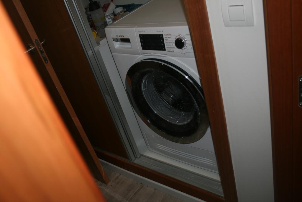 Apartamento Edificio Serraneu. Sierra Nevada. Granada Bilik gambar