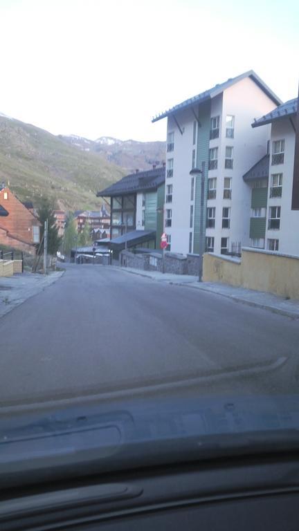 Apartamento Edificio Serraneu. Sierra Nevada. Granada Luaran gambar
